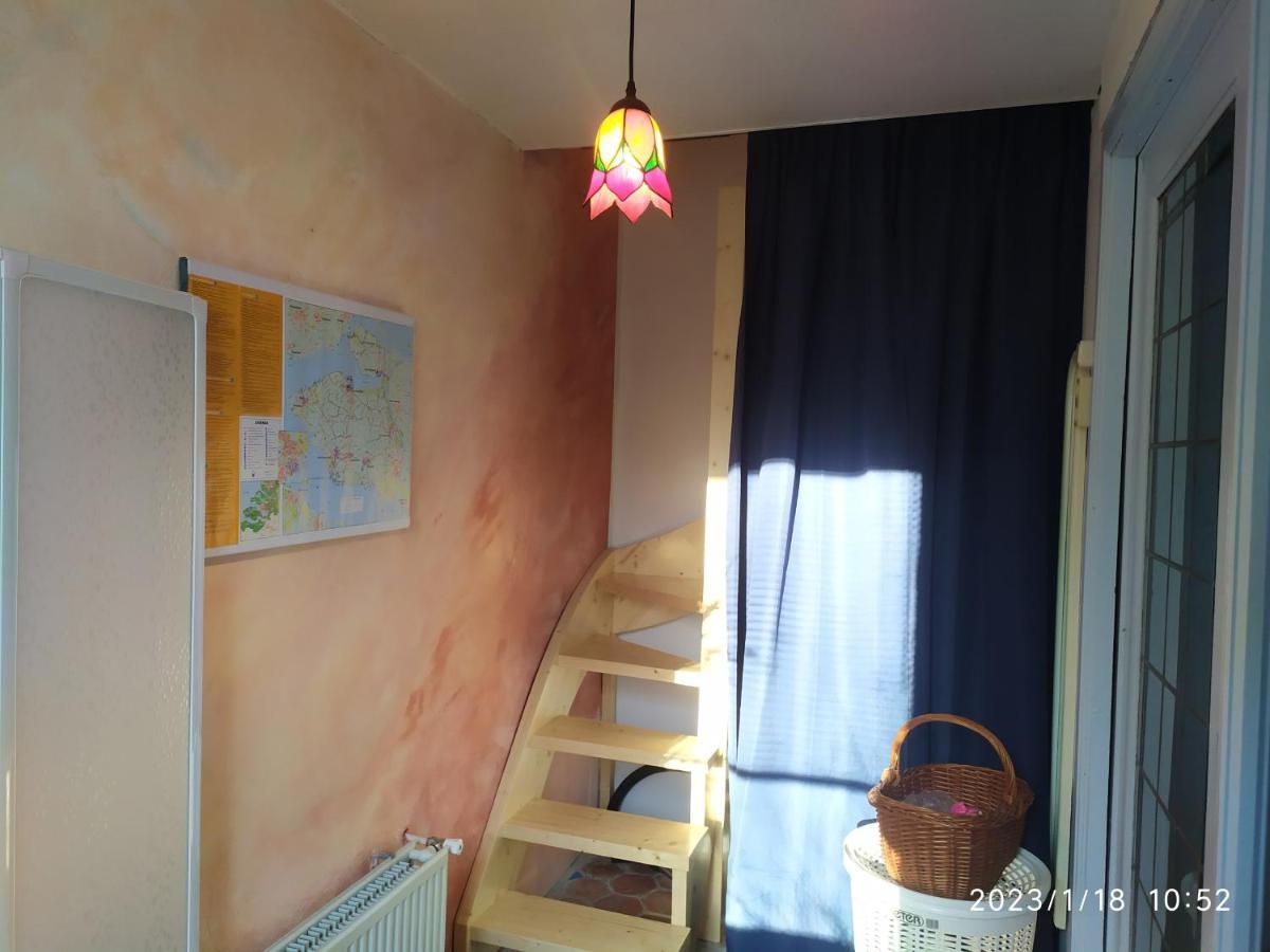 The Cosy Little House With The Sundial Villa Stavenisse Exterior photo